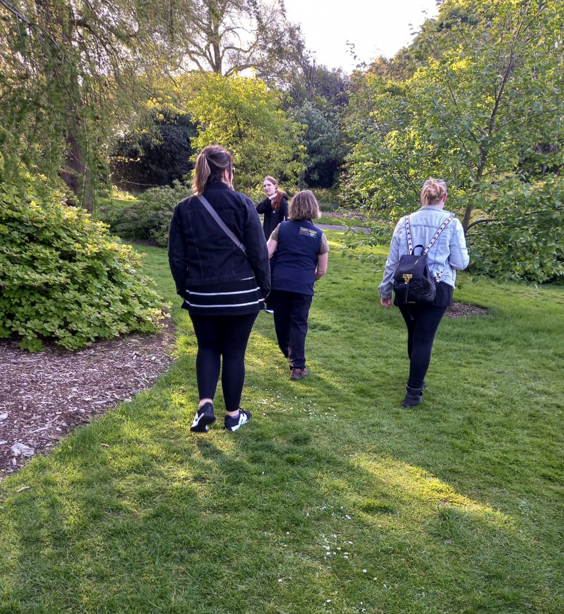 PHEW members recently visited @TheBotanics for a tour of the beautiful grounds, gardening session, & a potted pea seed to take home & grow. Big thanks to the Botanics' Elinor for leading a 'very educational night' with the group. #PHEW #WellbeingTogetherSouthWest #gardening