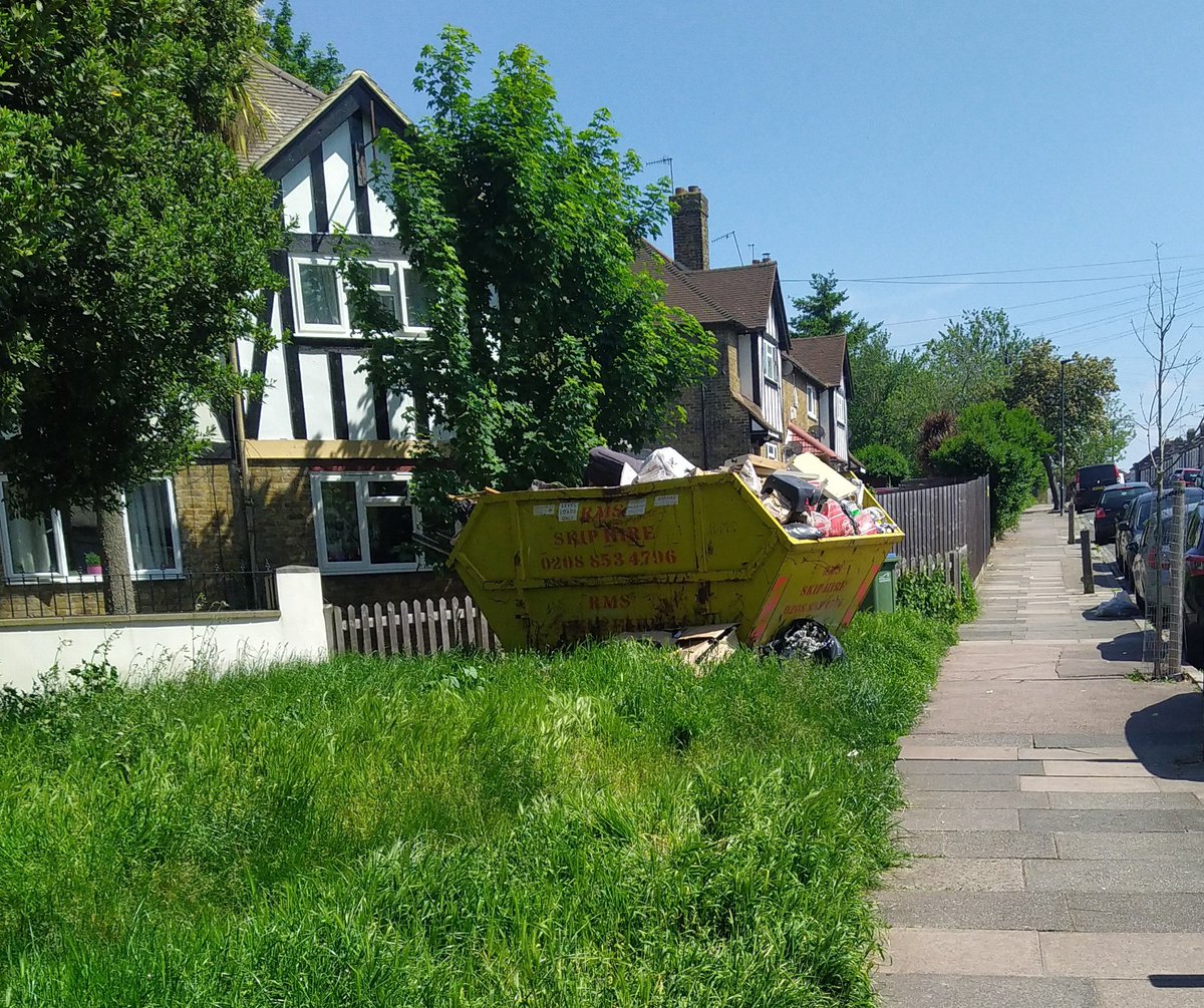 @Royal_Greenwich please can you advise if you authorised this skip being sited here for the past few months? If so please advise when it will be removed? It is now attracting flytipping alongside in an already neglected area