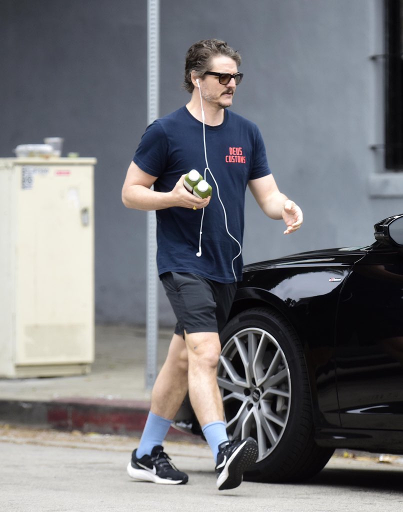 laineypascal's tweet image. 💜💜💜