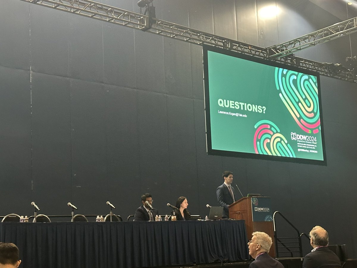 👉🏻 Older patients with IBD were more likely to be in remission with ⬇️ steroid use and ⬇️ hospital utilization.

👉🏻 Higher rate of no change in treatment in older patients with active disease.

🌟Amazing talk @DDWmeeting by Lawrence Kogan, <a href="/JillGaidosMD/">Jill Gaidos, MD</a>, <a href="/YaleDigestive/">Yale Digestive Diseases</a> #DDW2024