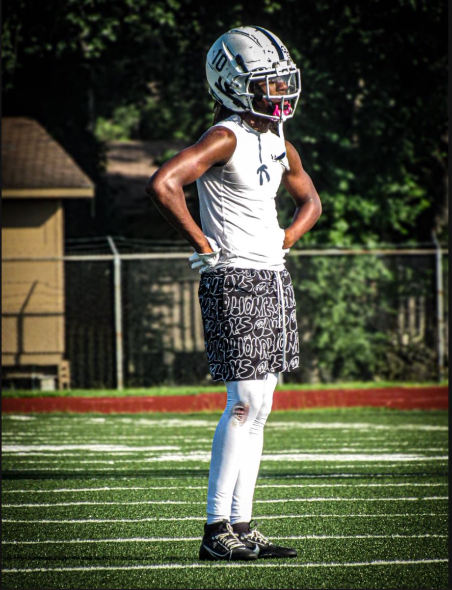 keino10__'s tweet image. #LABWORK #itsalmostthattime 
@DekaneyFootball