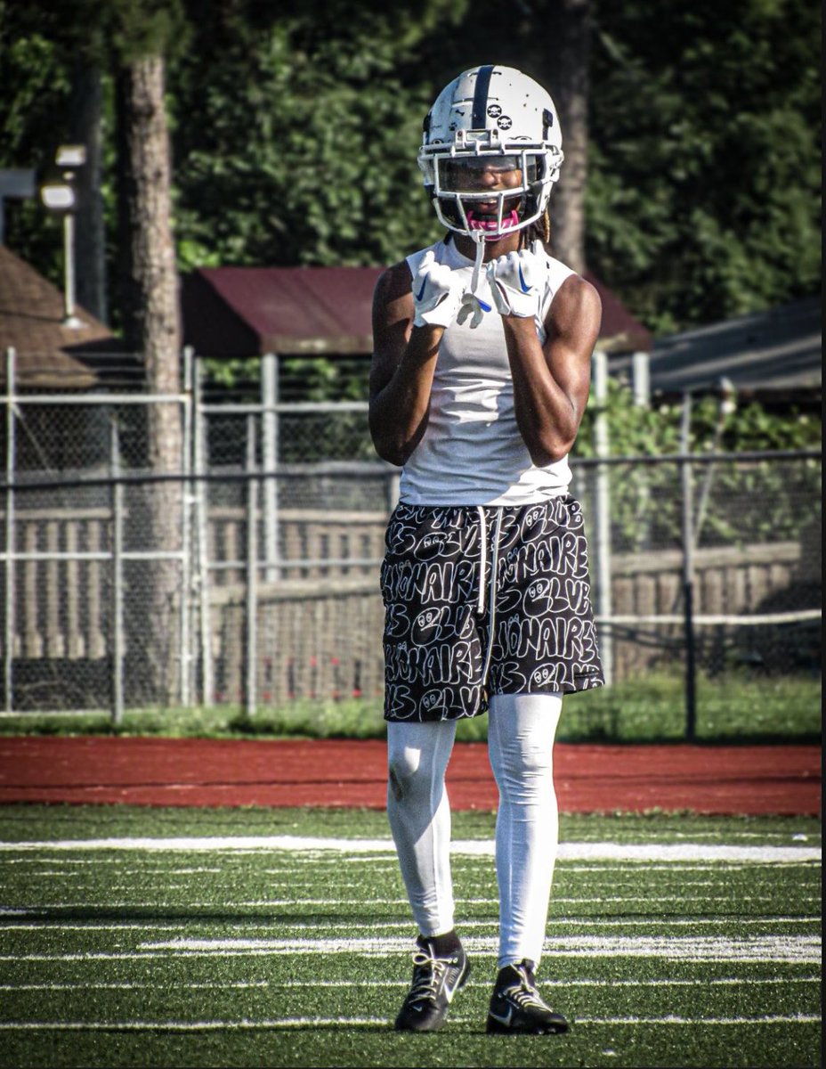 keino10__'s tweet image. #LABWORK #itsalmostthattime 
@DekaneyFootball