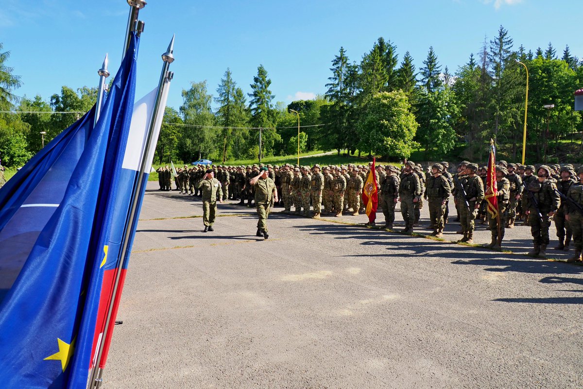 The international exercise #SlovakShield has commenced!The exercise kicked off with the formation of all the participating nations,including members from @NATOBGSlovakia. We are ready to demonstrate our skills and strengthen international cooperation. #WeAreNATO #StrongerTogether
