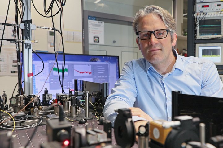 hh_workshop's tweet image. 🎤@hh_workshop plenary speaker, Tobias Jan Kippenberg, Ph.D., EPFL, SWITZERLAND, will be discussing “HYBRID LOW LOSS INTEGRATED PHOTONICS: FROM CHIPSCALE FREQUENCY COMBS, FREQUENCY AGILE LASERS, ERBIUM AMPLIFIERS TO CRYOGENIC QUANTUM INTERCONNECTS” on June 4!