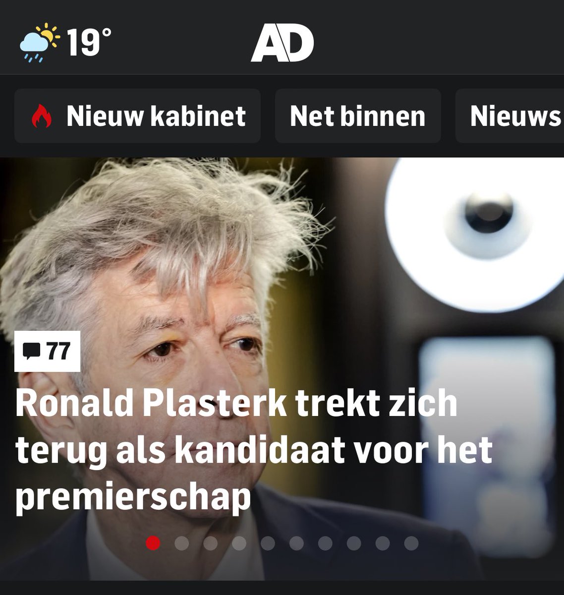 Djiezus, zijn deze mensen serieus? Niemand heeft karaktermoord gepleegd, niemand is voor ‘t leven beschadigd of gescalpeerd. Er zijn alleen reeds bestaande, lopende zaken benoemd. #Plasterk heeft zichzelf teruggetrokken. En durven ze links ‘jankerds’ te noemen. Wat een jankerds!