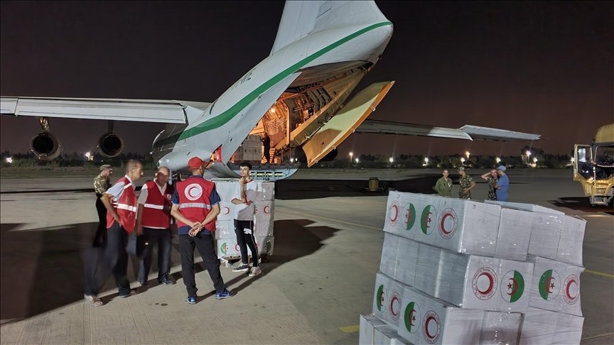 🇩🇿🇨🇩| L'#Algérie s'apprête à envoyer 123 tonnes d'aide humanitaire vers la République démocratique du #Congo. Cet acte solidaire, comprenant des denrées alimentaires, médicaments et vêtements, vise à soulager les souffrances du peuple de la RDC.
