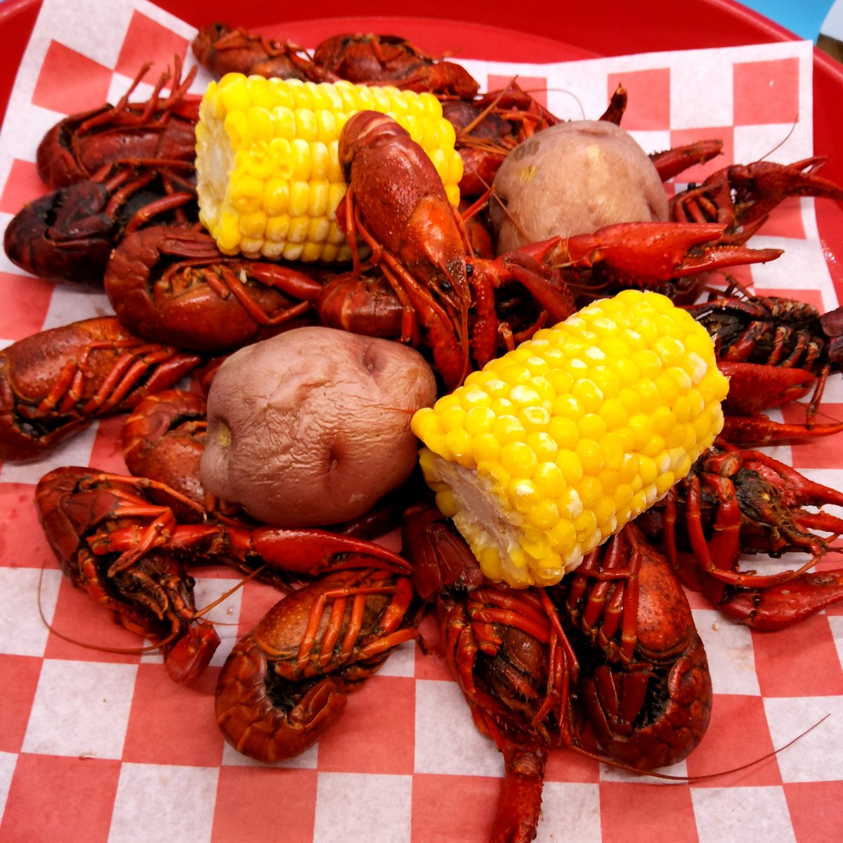 #YummyliciousChef🐻 #FoodPhotography 
Home dining Crawfish Boil