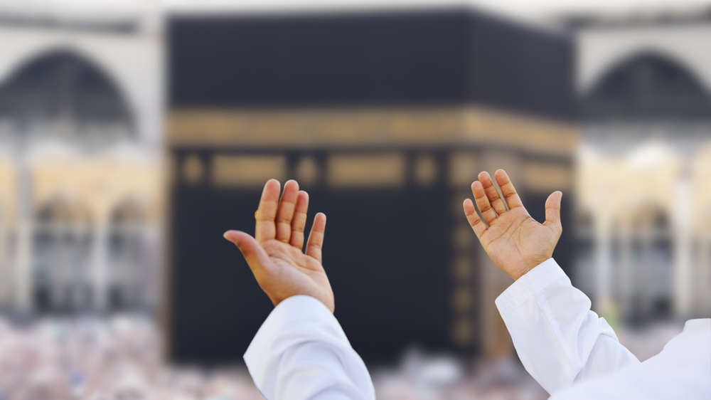 sumayaakter366's tweet photo. May Allah keep us away from all bad deeds so that we may follow the path shown by you. O Allah, we have committed many sins, forgive us and guide us to the right path.

#MayAllah #digitalmarketer #sumayaakter366 https://t.co/xY6oKCWoMY