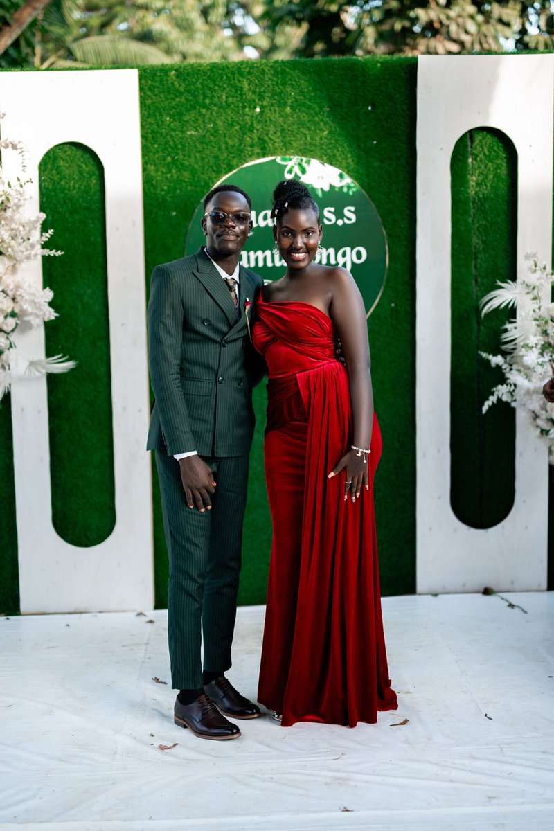 We love it stripped simple and gentle for prom ..you can as well rate us at what we do best