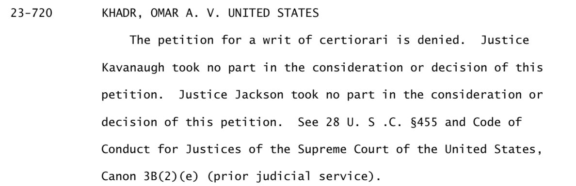 #SCOTUS denies cert. in a #GTMO case in which Justices Kavanaugh and Jackson had both participated in decisions while serving on the D.C. Circuit. One of them explains their recusal; one doesn’t.