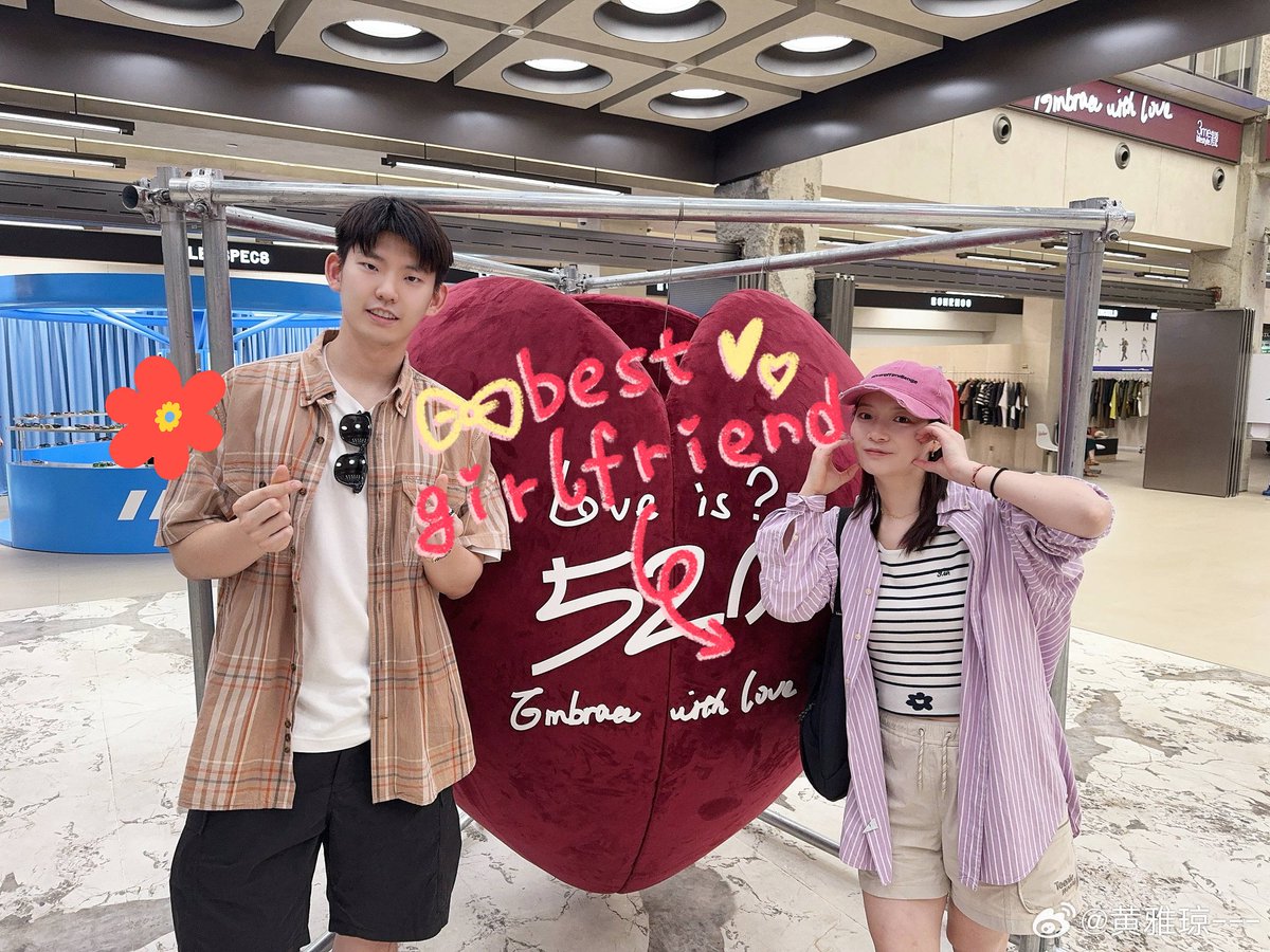"Best girlfriend"

Oke siap 😁