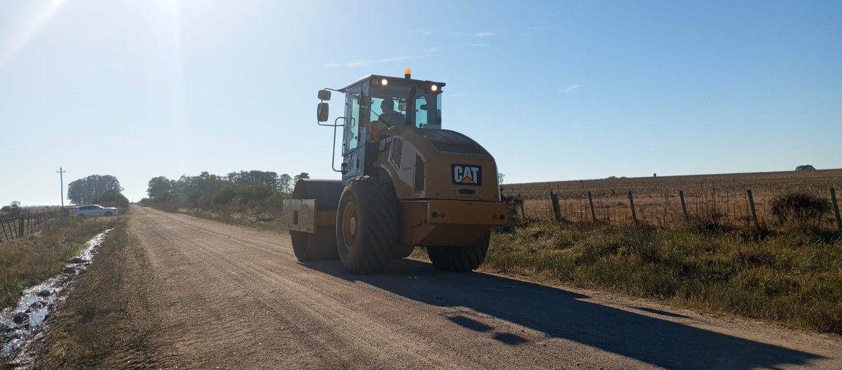 ftc_hd's tweet photo. Se continúa Trabajando en el camino Km 152 de Ruta 5 https://t.co/qm34UP1Eoy