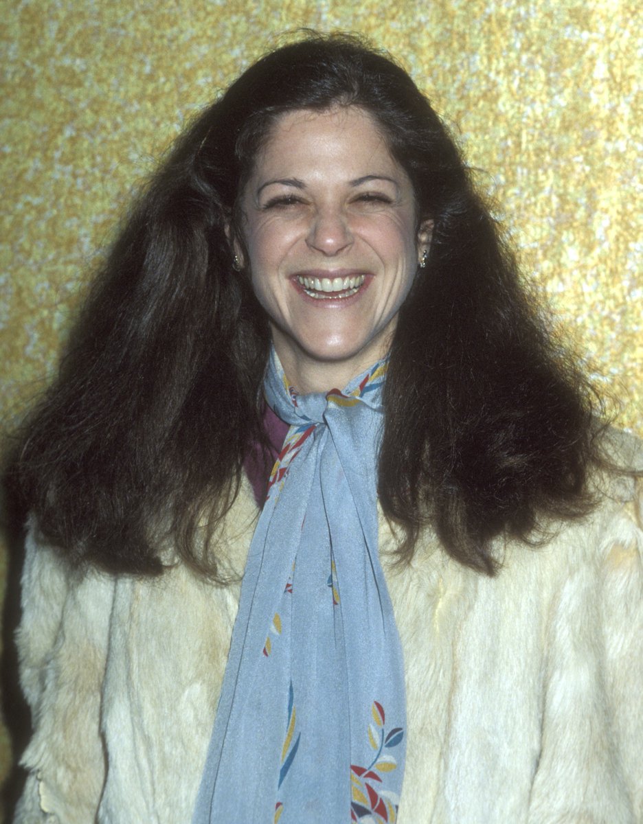 Gilda Radner, the legendary comedian and SNL cast member, passed away 35 years ago today. Photo credit: Ron Galella / Getty Images