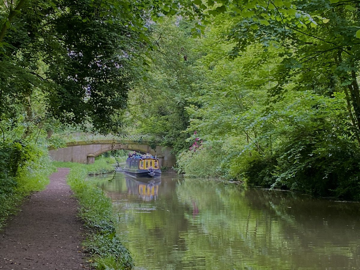 pene_lopes's tweet photo. @looknorthBBC #weatherphotos cloudy on the Chesterfield canal from Drakeholes to Wiseton this morning, couldn’t get this to post on @bbc weather watchers #narrowboats https://t.co/08TOTamxw8