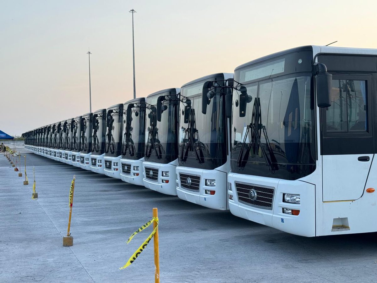 #Nicaragua Listos los 250 autobuses chinos que inician caravana desde Puerto Corinto a Managua. #Radio580