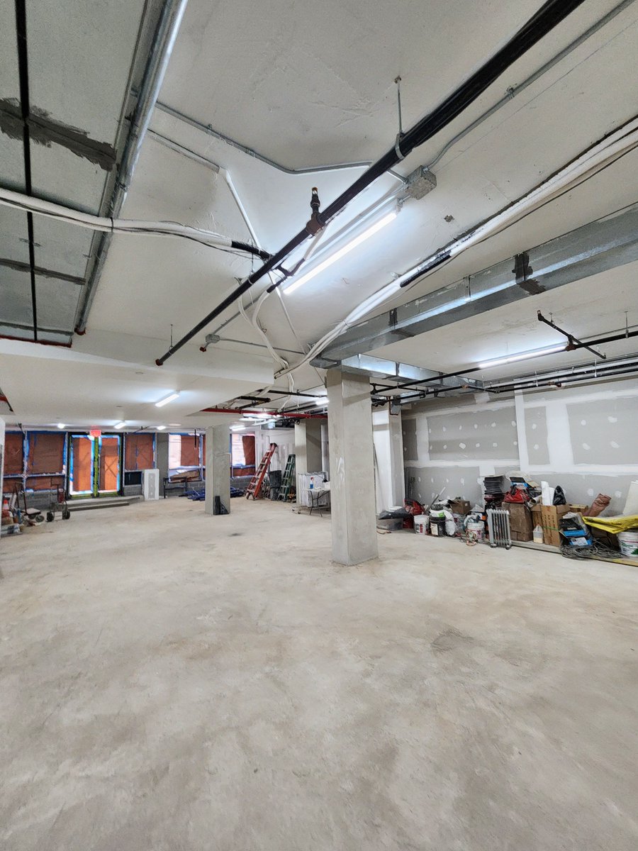 SFEngineer79242's tweet photo. 🏗️ On May 16, 2024, our team completed a Commissioning project and TAB at 811 45th Street, Brooklyn! 📋

#Commissioning #Cx #BuildingCommissioning #TAB https://t.co/ATvG0EYAzv