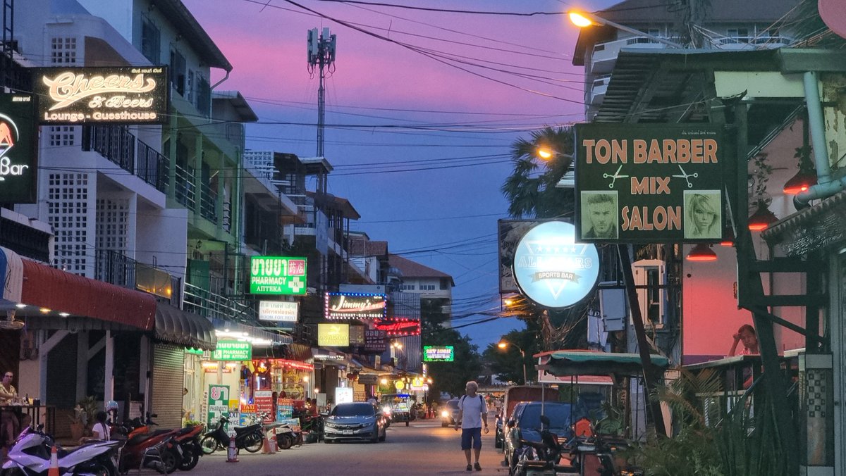 Good evening, legends 👋