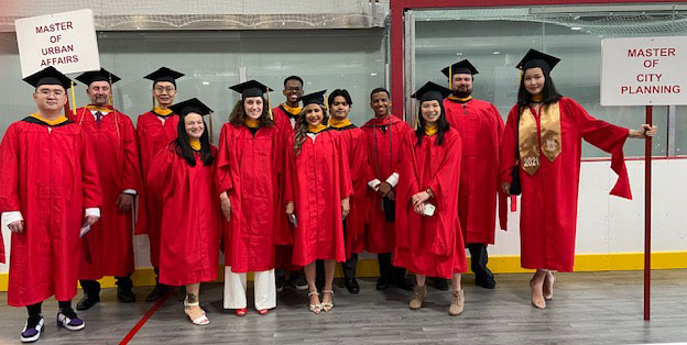 BUcityplanning's tweet photo. Congratulations to our 2024 City Planning and Urban Affairs graduates! They graduated this past Saturday at Agganis Arena. Huge accomplishment for an amazing group of students. So proud! #BU2024 https://t.co/EsjBmQ2RMP