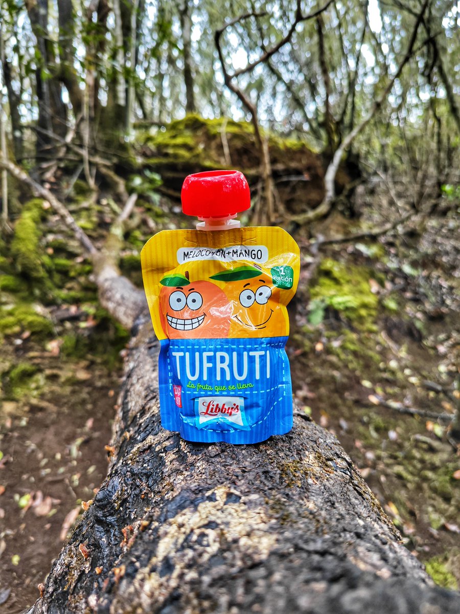 #Tufruti, la fruta para llevar de Libby´s, te acompaña también en tus rutas por Canarias 🤍💙💛 4 sabores:🍐🍍🍌🍓 ✅Pera-piña. ✅Manzana. ✅Melocotón-mango. ✅Plátano-fresa. #solofruta #sinazúcaresañadidos