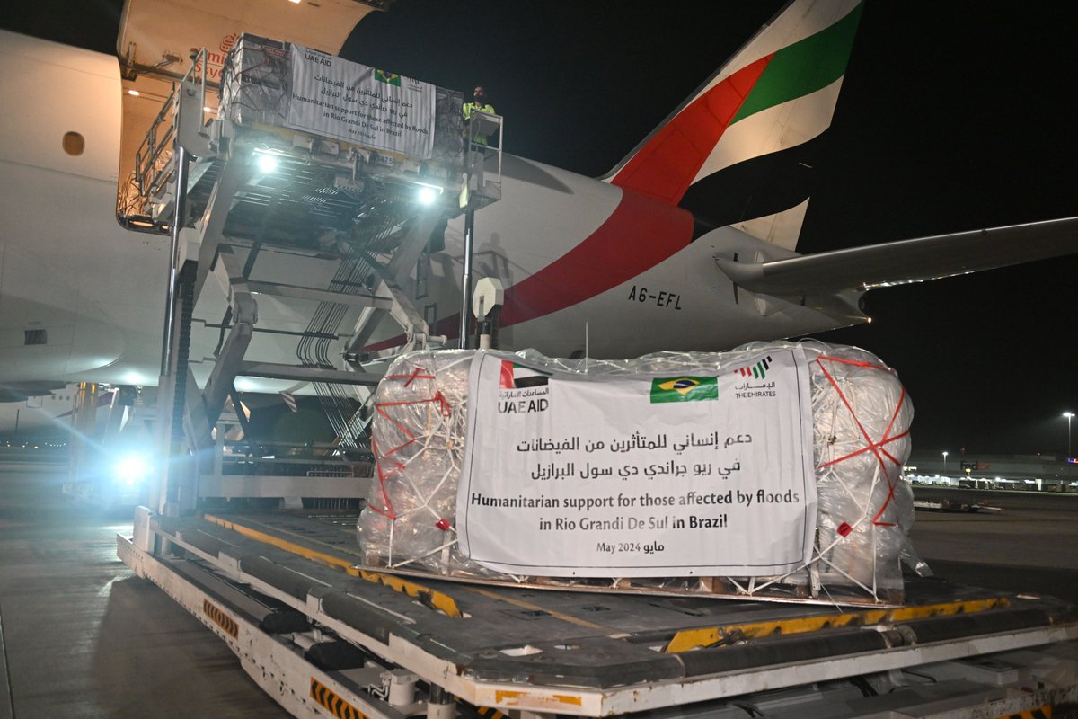 UAE's🇦🇪leadership approves immediate dispatch of relief flight to hard-hit areas of 🇧🇷 carrying food, water &amp; medical supplies. FM Carlos França expresses deep gratitude for #UAE's compassion &amp; helping hand. Another example of UAE's global impact.#HumanitarianAid <a href="/MohamedBinZayed/">محمد بن زايد</a>
