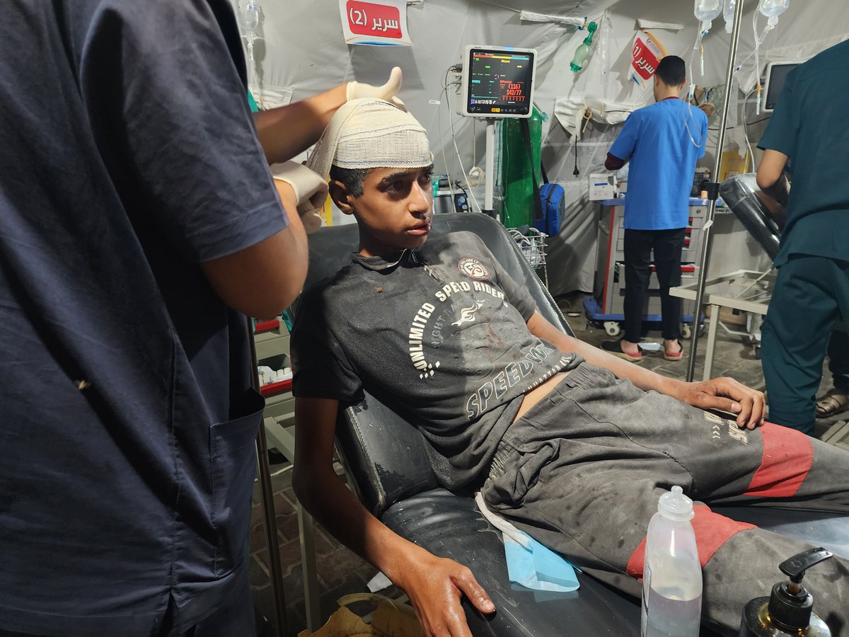 #Gazze'yi ziyaret eden Ürdünlü doktor: 'Daha önce hiç böyle yaralanma türü görmedik.' 🔗dailyummah.com/gazzeyi-ziyare…