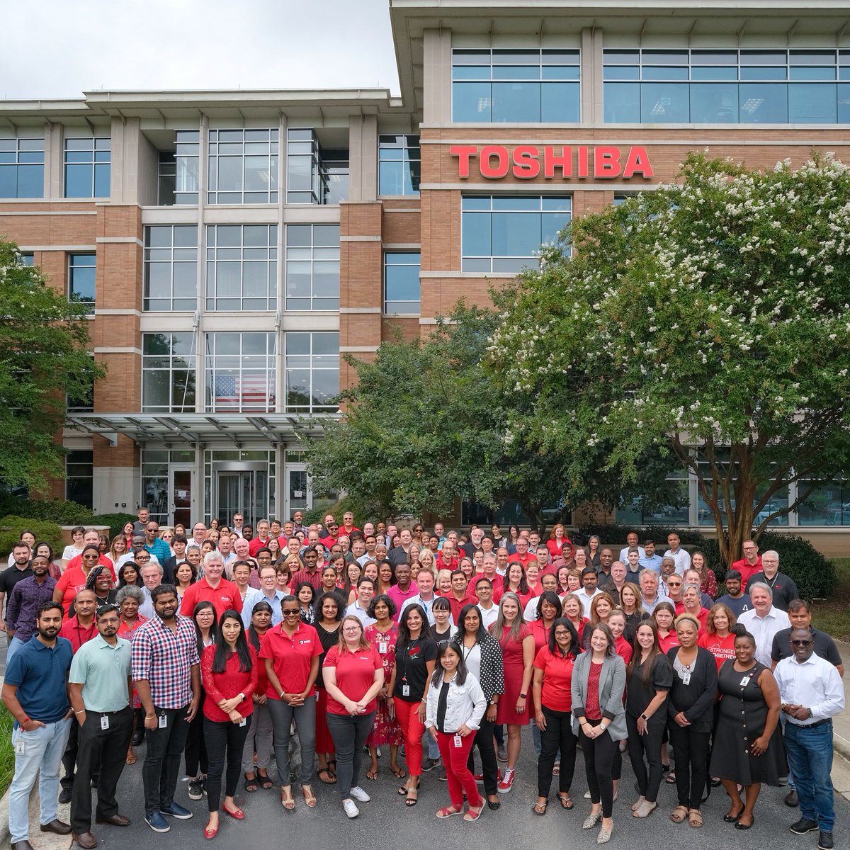 If you’re looking for an ongoing discussion of retail tech, news and our corporate culture, follow us on LinkedIn. linkedin.com/company/toshib…
