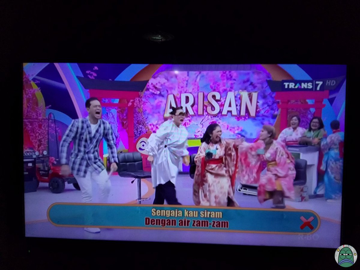 Tanyarlfes tweet media