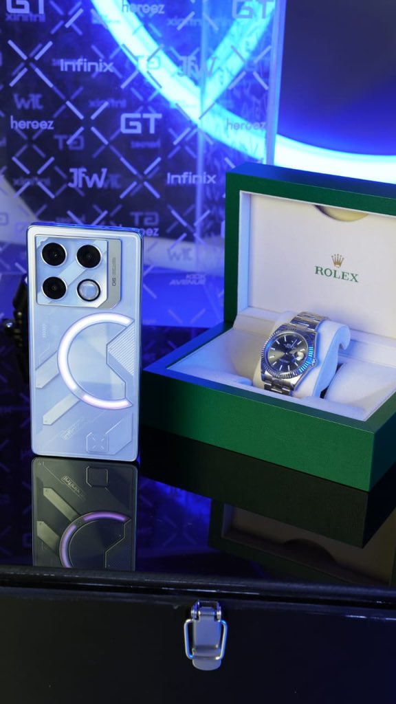 widihhh ini mah kalo kata gue gokil bgtt karna #InfinixGT20Pro5G bakal collab sama Infinix Kick Avenue Raffle yg bisa tebus murah produk mewah jam tangan rolex yang satu ini, jangan lupa besok launching nya!!!🫵🏻