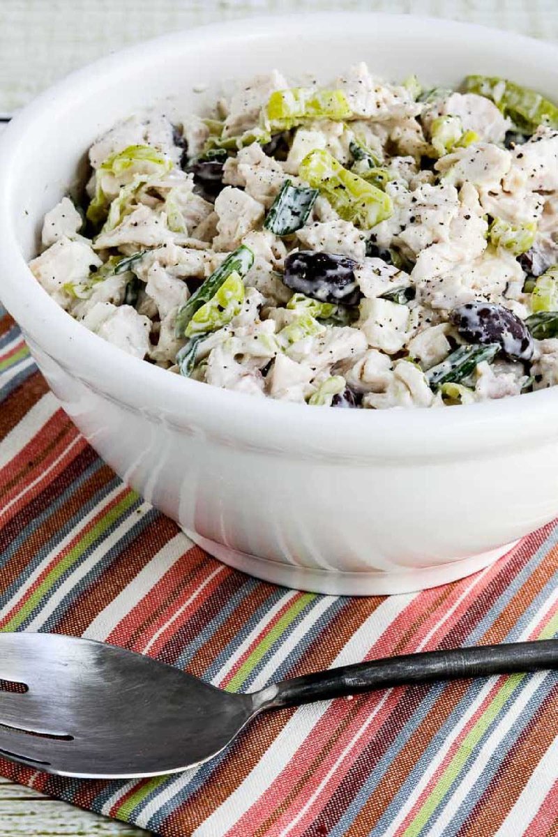 kalynskitchen's tweet image. Everyone who likes Greek flavors like Kalamata olives, Feta cheese, and spicy Greek Peperoncini is going to love this Greek Chicken Salad with Peperoncini! And this is a perfect recipe to make with leftover chicken.
Get Recipe &amp;gt;&amp;gt;&amp;gt; buff.ly/3mfnRMD