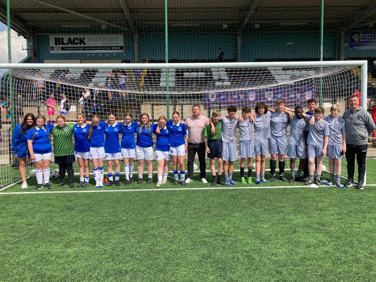 4⃣ clubs 1⃣ goal. Another event raising awareness of the dangers of knife crime with @CrimestoppersUK, @LFCFoundation, @TRFCCommunity and @MarineAFC. A big thank you to @MaricourtCHS and @RHSWirral for representing and for @Everton Ambassador, Graham Stuart for coming down.