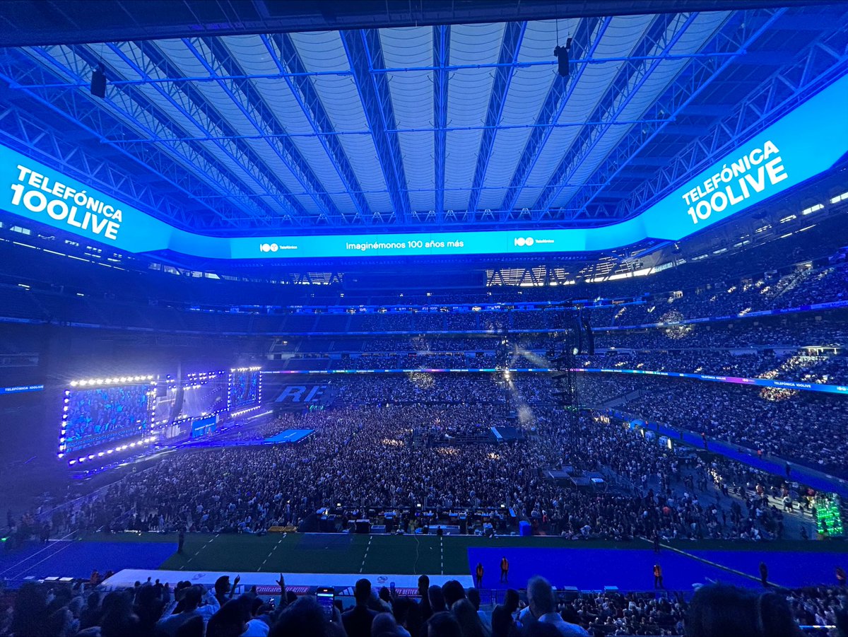 😍🎤¡Aún seguimos con resaca emocional!

El sábado disfrutamos de una noche mágica para celebrar nuestro #centenario en el Santiago Bernabéu en un concierto único💫

Muchas gracias a todos los que lo hicisteis posible.

#Telefónica100Live #Telefónica100