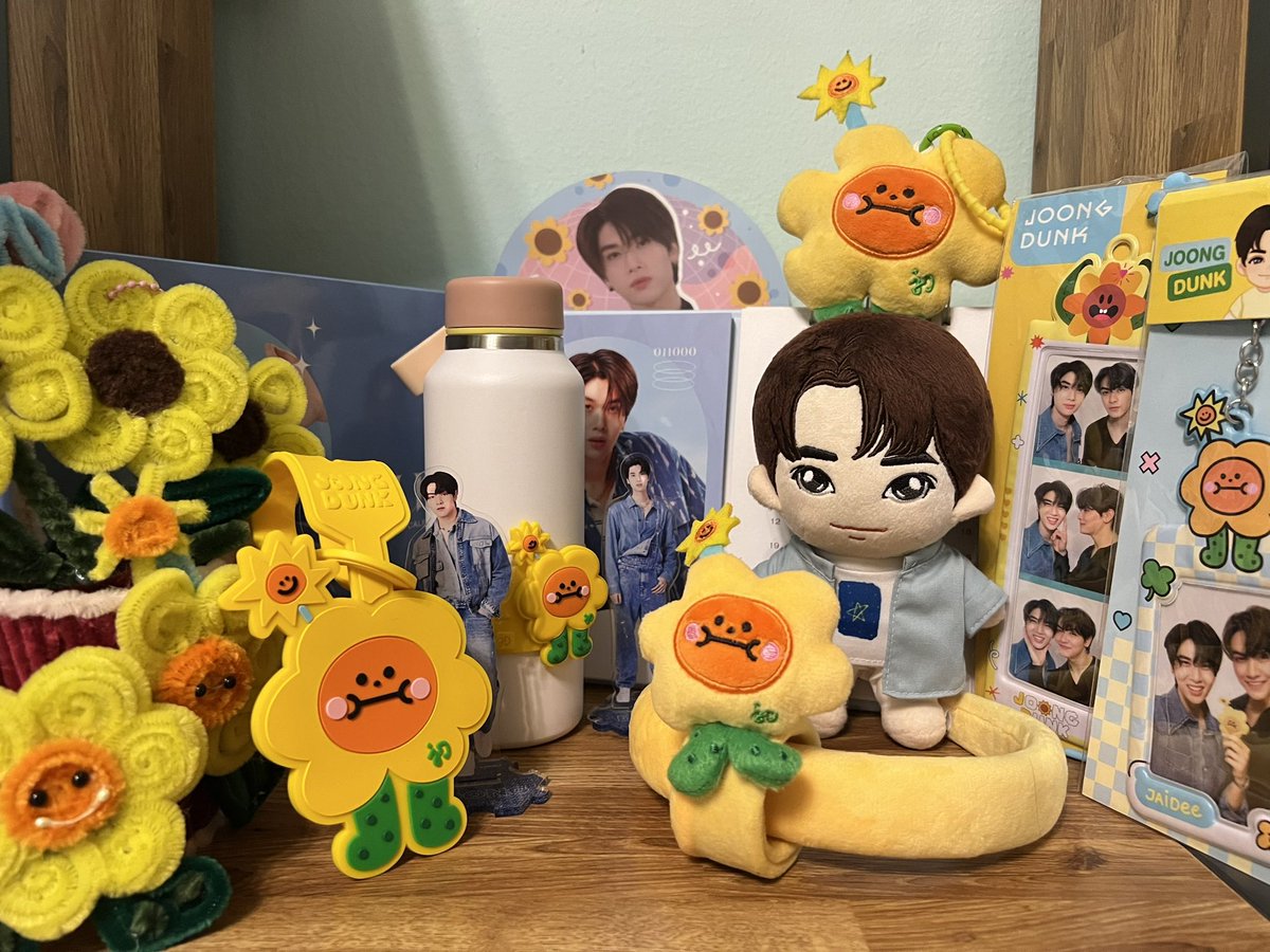 🌼 มุมโปรดของช้านคือ “จุงดัง” (ใจดี)💛🌻

🍃 หากว่าโลกนี้ ไม่ใจดีกับเธอ จะมีคนนี้ ที่ดีใจเสมอ🤟🏻

#จุงจุง #จุงอาเชน #dunknatachai #dunkmeow #จุงดัง