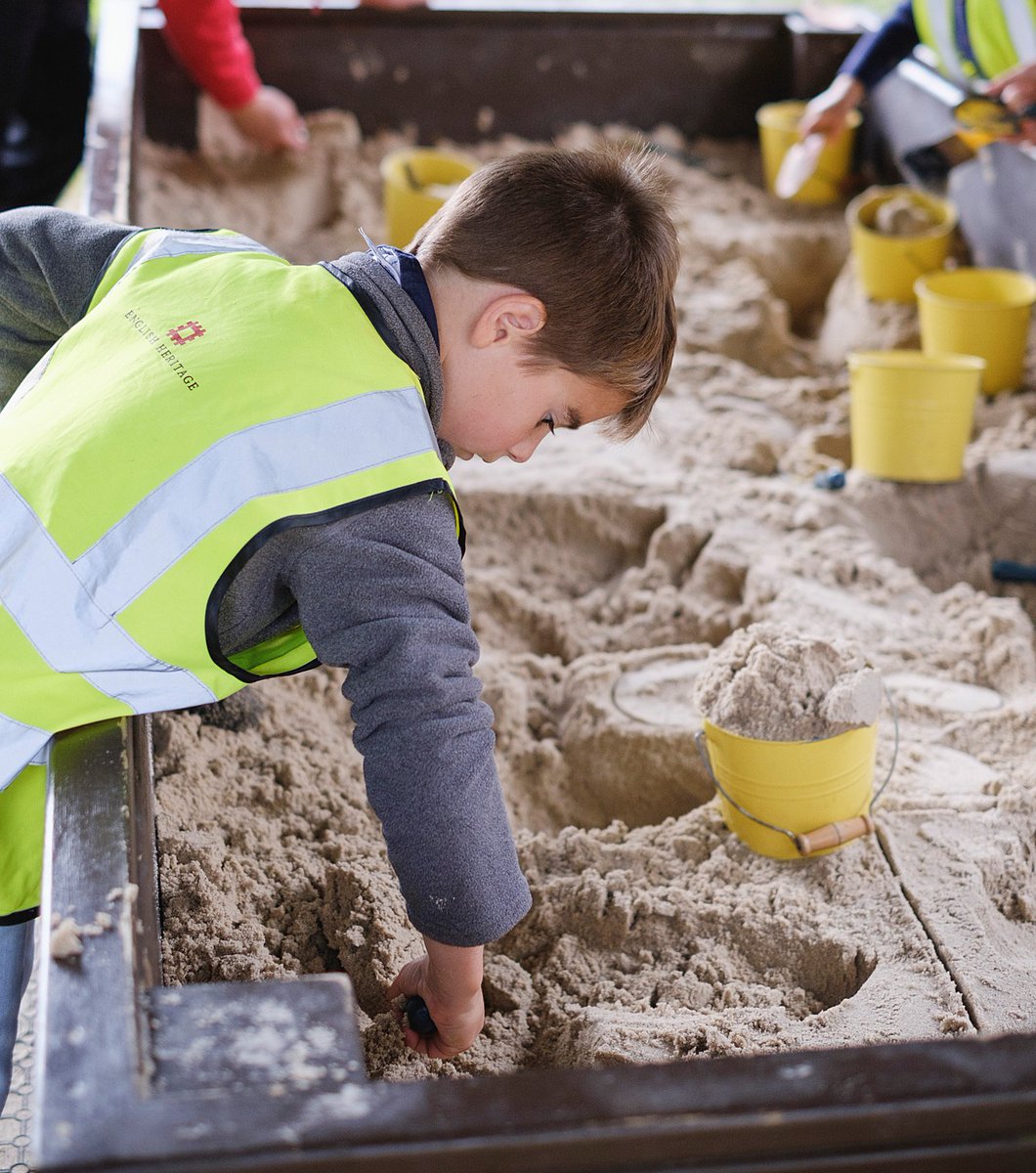 May half-term is just around the corner! 🎉

Make sure to head to Brodsworth to meet our Victorian archaeologists, have a go at digging and learn about different archaeological techniques 🔎

Book online and save 15% 👉 brnw.ch/21wJXaH