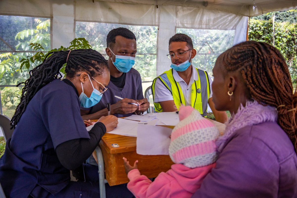 As a club impacting the society through volunteering is our primary goal.On Saturday our members took part in a medical camp together with @StJohnKenya at Maria Domenica dispensary to help those affected by floods.We are growing.Bravo to our members