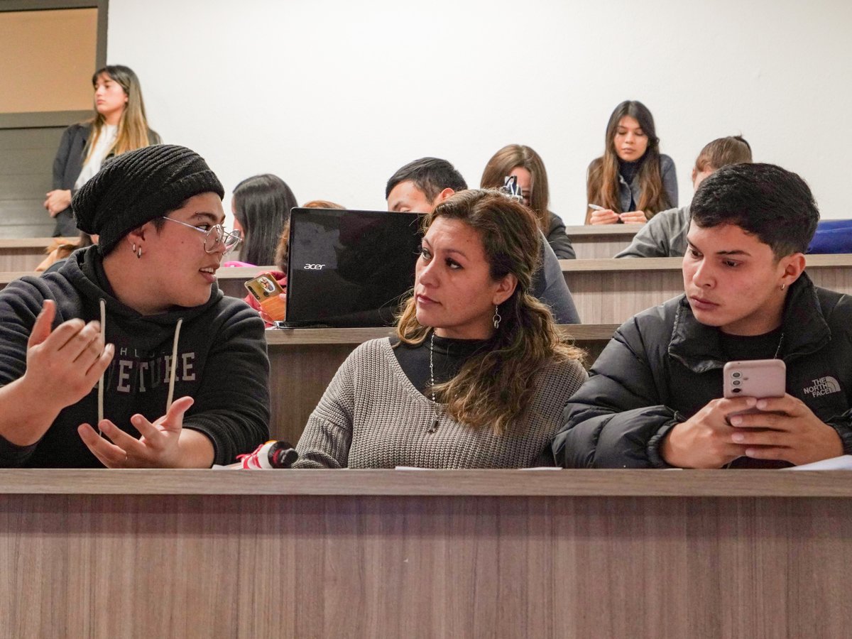 UNAE_Enc's tweet image. #CapacitaciónDigital #MIPYMES #FACEM 

🏢 El Campus Urbano de la UNAE - Universidad Autónoma de Encarnación, es sede de la Capacitación Digital "Microemprendedores Encarnación" 

👥 Participan Microemprendedores de los rubros de turismo y gastronomía de la ciudad de Encarnación.