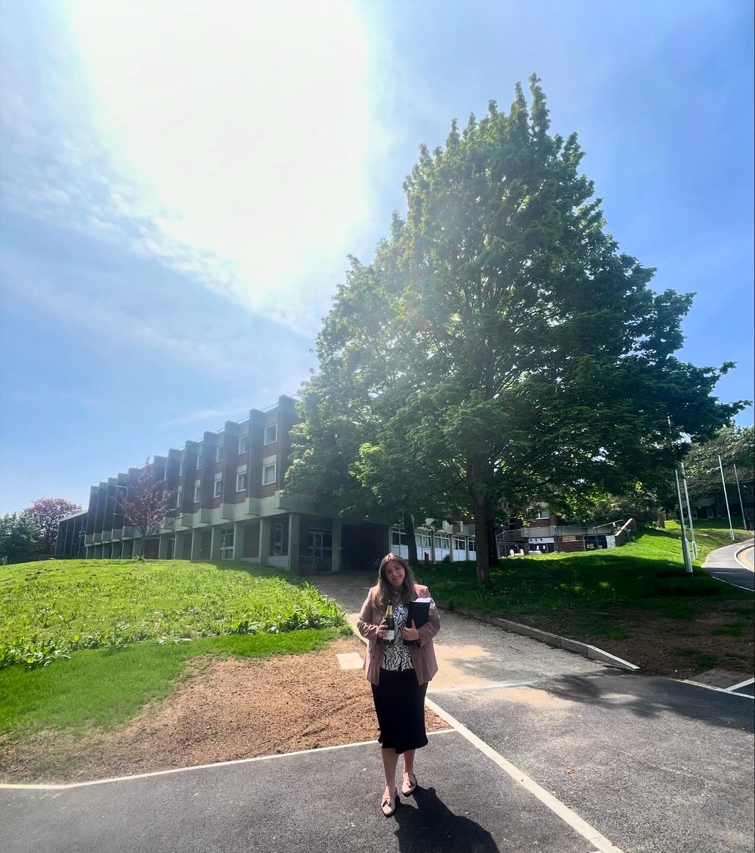 🏆 Huge congratulations to @EvelynKeryova, who last week successfully defended her thesis titled 'Exploring Children and Young People’s Critical Thinking: The Case of YouTube' 🎉 Evelyn was supervised by Professor Rachel Thomson and Dr @liamberriman. Well done Dr Polacek Kery! 👏