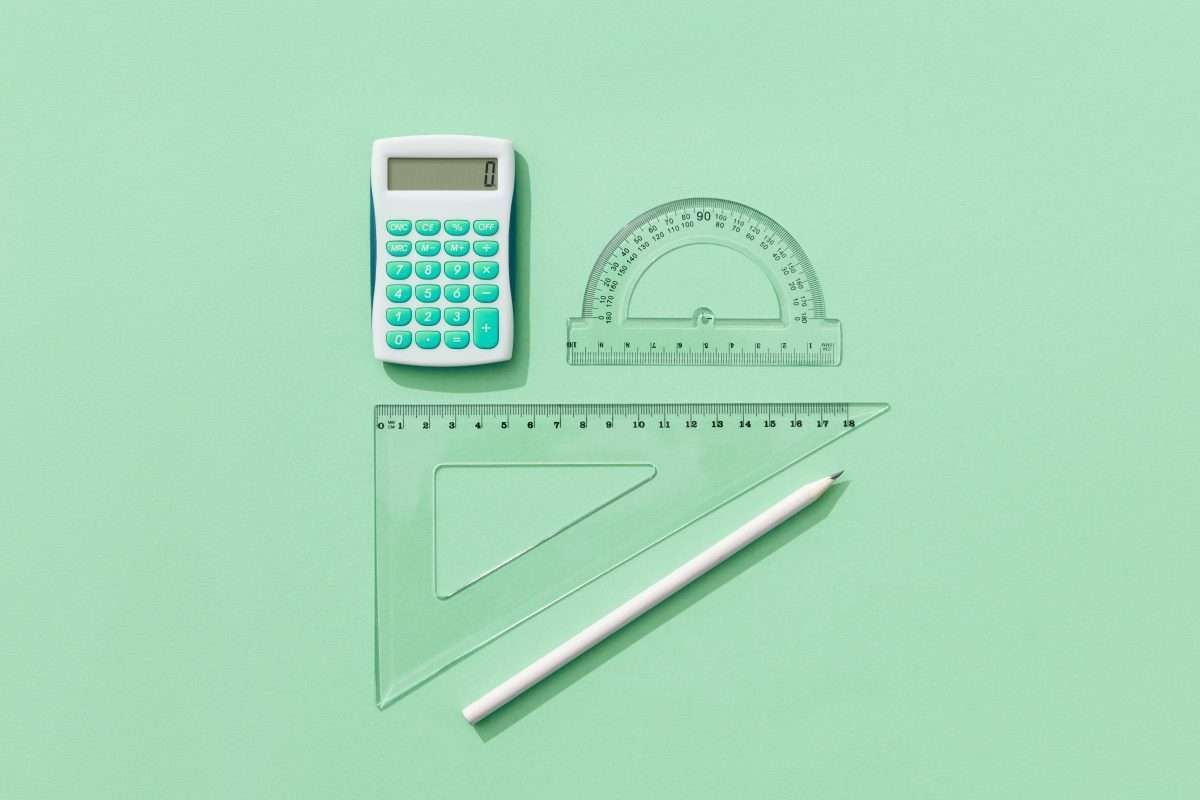 Parents_Talk's tweet photo. NEW: Article via @feistyredhair

Improving Student Math Skills: Math Professor POV 

Dr. Anna Stokke @rastokke, professor of mathematics @uwinnipeg shares proven tips for parents/educators to sharpen kids' #math skills w/ @liannecastelino.

https://t.co/xc5C0L7isk 

#parenting https://t.co/ZRapeeP75i