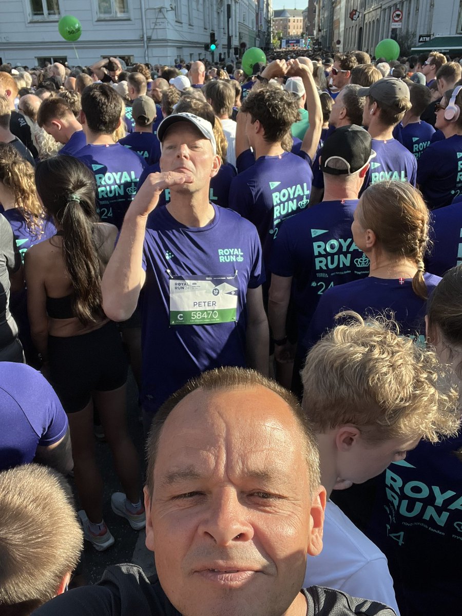 DKambMorocco's tweet photo. Just finished 10 km Royal Run in Copenhagen this evening joined by his Majesty King Frederik of Denmark and his family 🇩🇰 #WorkingforDenmark #RunningforDenmark https://t.co/V5E9g1CCR5