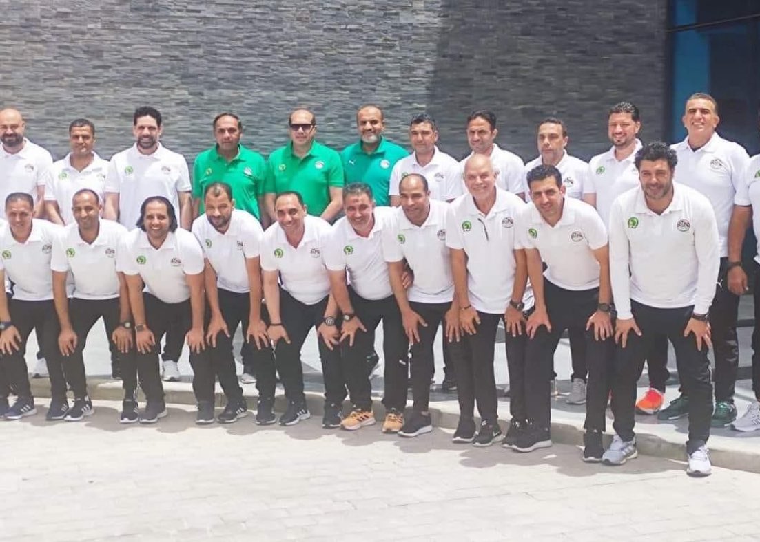 الدوره التدريبيه A الافريقيه
شكرا للكابتن علاء نبيل مدير فني الاتحاد والدكتور جمال محمد علي مدير أداره المدربين
مع كوكبه من نجوم الكره المصريه تطوير وتنظيم اكثر من ممتاز
ساعات دراسه نظريه وعمليه 280 ساعه 
محتوي دراسي علي أعلي المستويات العلميه العالميه
نسأل الله التوفيق والسداد