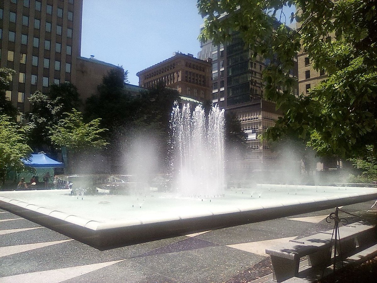 The fountains are coming to life in Mellon Square! Thank you to @Pittsburgh Department of Public Works for doing such a fabulous job maintaining them! 😍