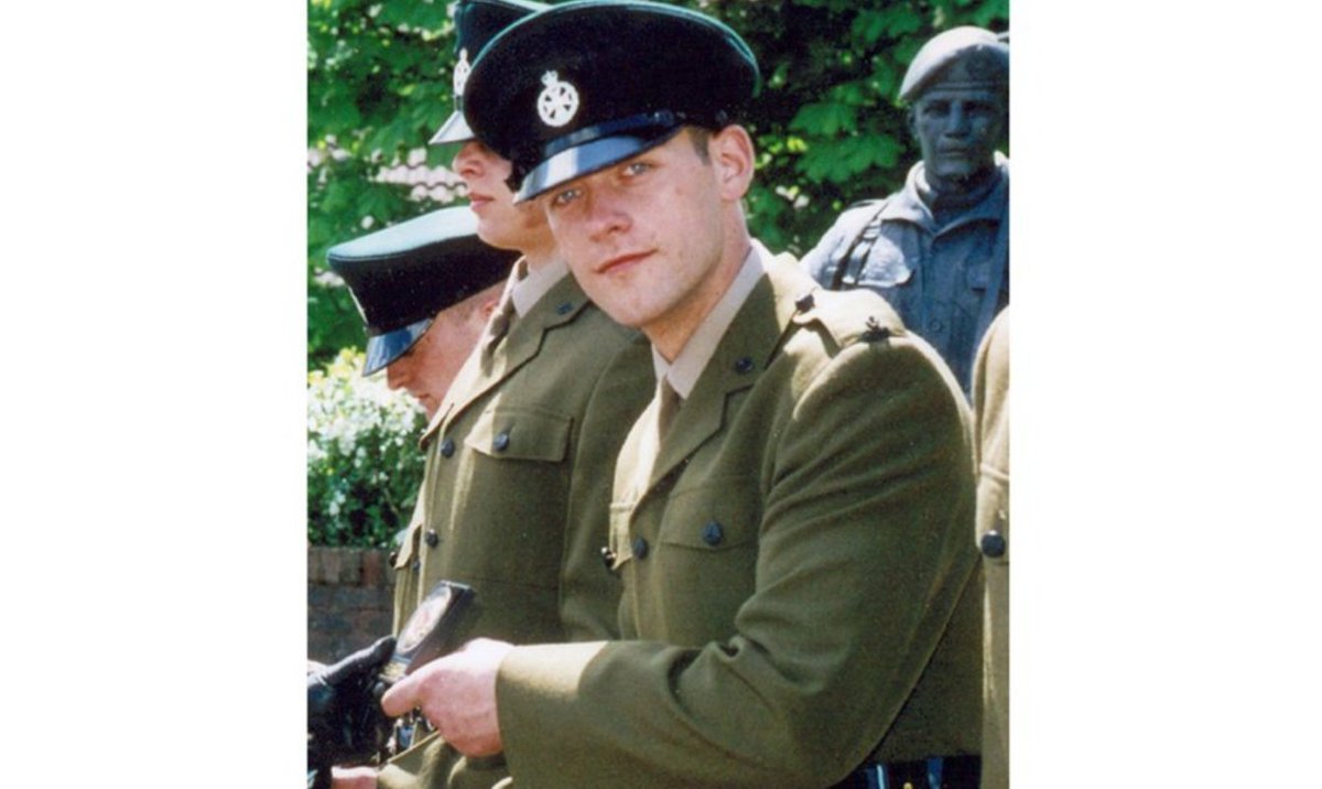 KeyserSosse's tweet photo. 21st May, 2007

Corporal Jeremy Brookes, aged 28 from Birmingham, and of 4th Battalion The Rifles, was killed by enemy small arms fire, whilst on vehicle patrol in the Al Tuwaysa District of Basra City, Iraq 

Lest we Forget this brave young man who gave his all 🏴󠁧󠁢󠁥󠁮󠁧󠁿 🇬🇧 https://t.co/dsjapDr0Ul
