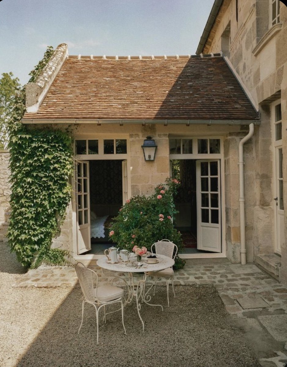 EvaLovesDesign's tweet image. 