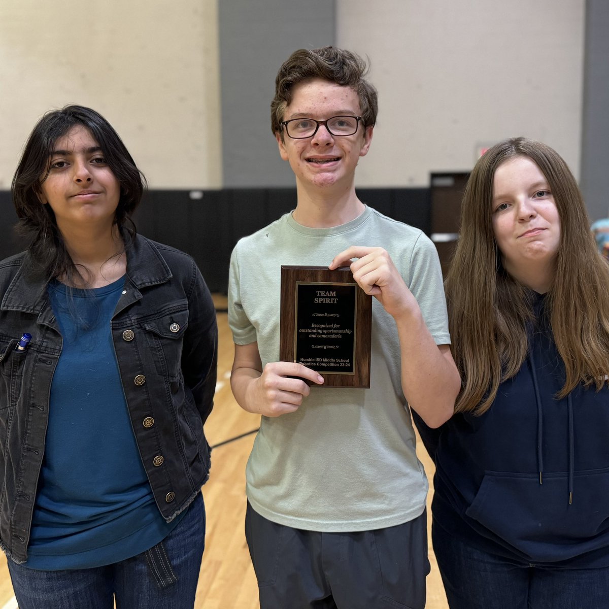 We had a district robotics competition Saturday. We had a great time! Thanks @HumbleISD_WMS  and @GwenanneGabel for arranging this. Our team won the Team Spirit award. I’m proud they worked to improve the entire time! @HumbleISD_KMS @HumbleISD_CTE #KMSCougarPride #HumbleCTE