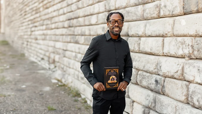 readershousemag's tweet photo. Threads of Unity: Craig D. Washington on Streetwear’s Cultural Tapestry and Entrepreneurial Spirit
@CraigW4shington
https://t.co/DjmjXJAI1Q
#readershousemag #StreetwearRevolution #FashionEntrepreneur #CulturalConnection #DesignInnovation #UrbanAesthetics #FashionJourney https://t.co/dP91QT0dxU