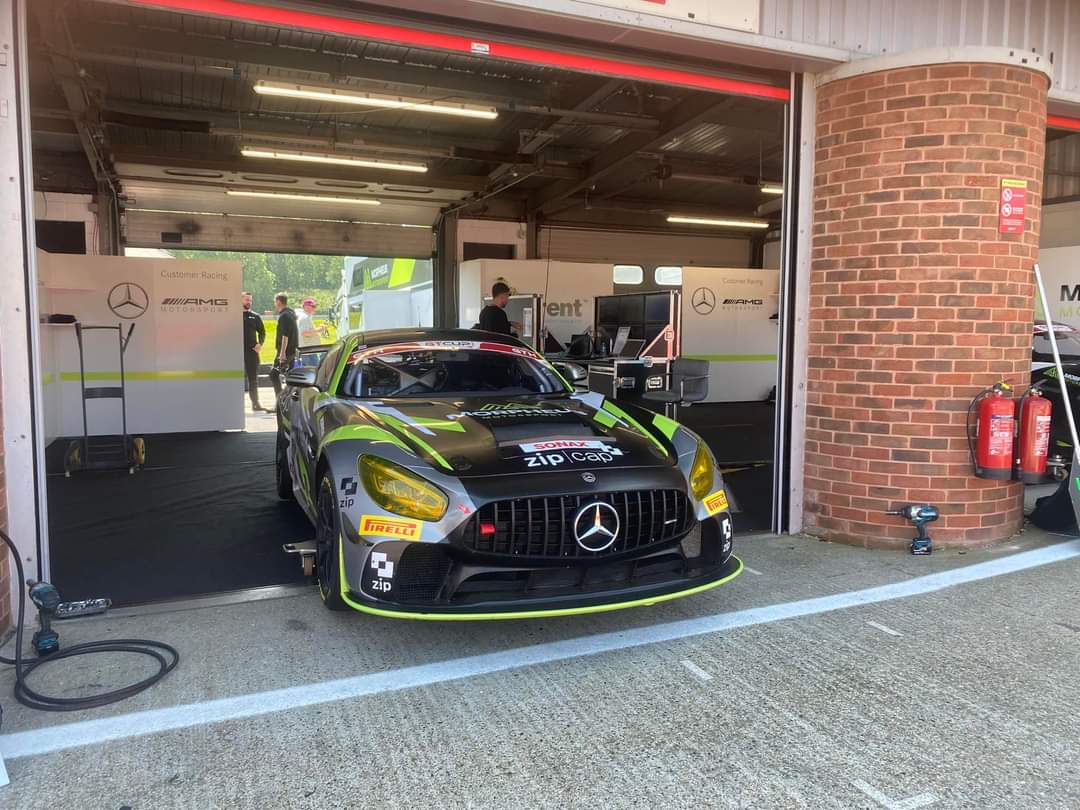 JBDataEngineer's tweet photo. @Brands_Hatch rounds of @GTCUP ✅
Plenty of points collected, great racing with great people!

Thanks Morpheus Motorsport for the opportunity as always

#motorsport #motorsportengineering #motorsportengineer #racing #data #JBDE #JBdataengineering #dataengineer #gtcup https://t.co/xrIOxzR327