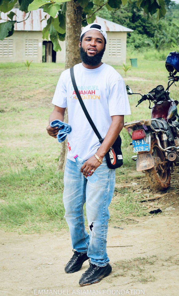 kkp_int's tweet photo. God Bless you @ebo_donkohh 🔥🫂  My hope in sharing this story is that it inspires you as well. We may not all have much, but we each have something we can contribute to 🫂🔥  

Arsenal #TheMayParty #MondayMotivation TRUE TO SELF https://t.co/kP7nvB34ch