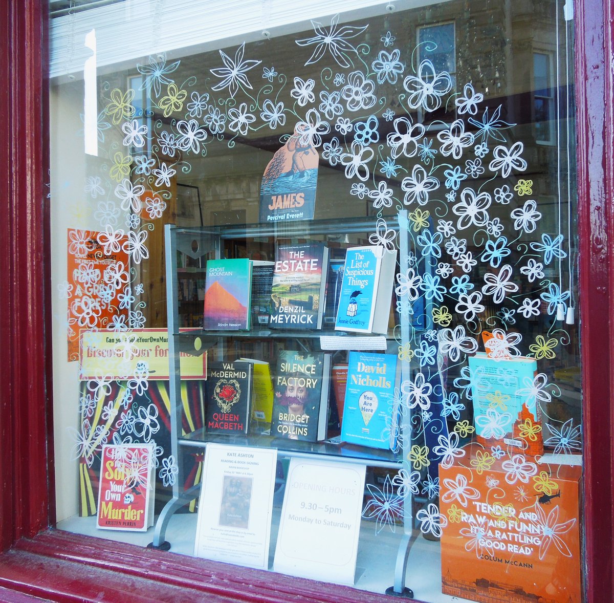 It's very dusty in #Nairn today! But our beautiful books are behind glass, so they're protected better than most of us! #GhostMountain & #TheListOfSuspiciousThings are my picks here. But *all* of these are superb reads: see them & more of our favourites at uk.bookshop.org/shop/nairnbooks
