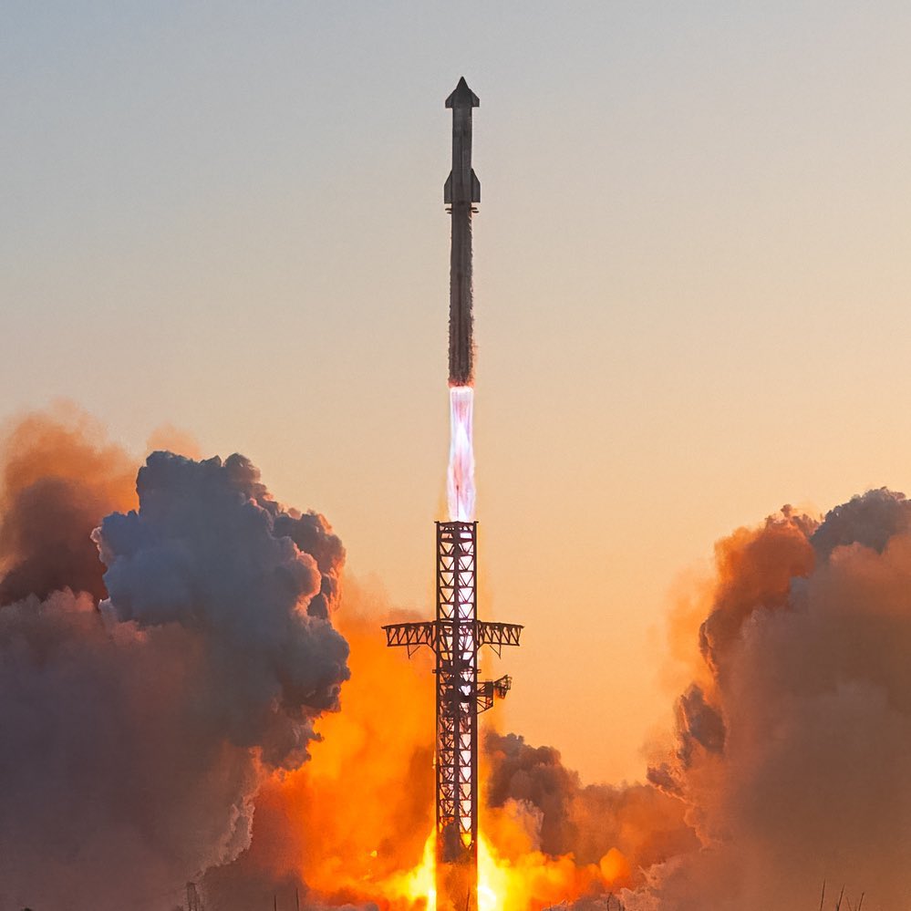 RaymondMiley2's tweet photo. @SpaceX #GoSpaceX
#GoStarship https://t.co/RgTmZ4FUsG