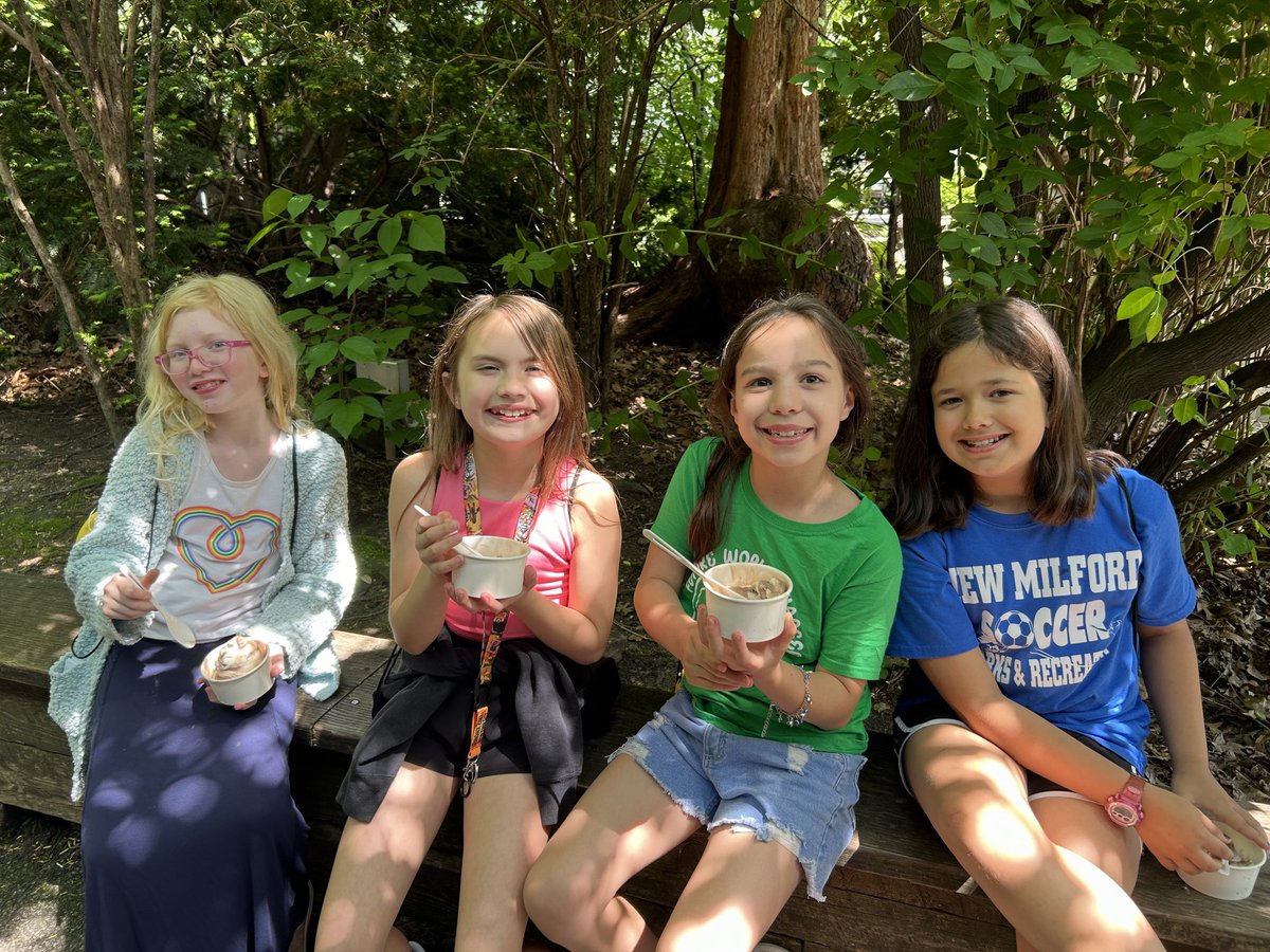 A fun time was had by all at the Bronx Zoo today! ⁦<a href="/SNIS_CT/">Sarah Noble School</a>⁩