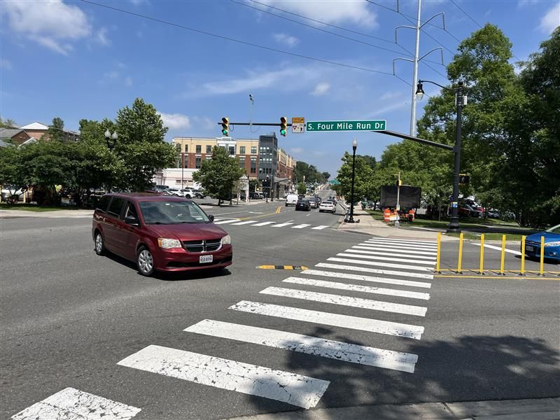 Crews have begun installing centerline hardening devices on Columbia Pike to slow vehicles making left turns near crosswalks. Another Vision Zero safety project pilot, this one involving five locations across Arlington. #NPWW arlingtonva.us/Government/Pro…